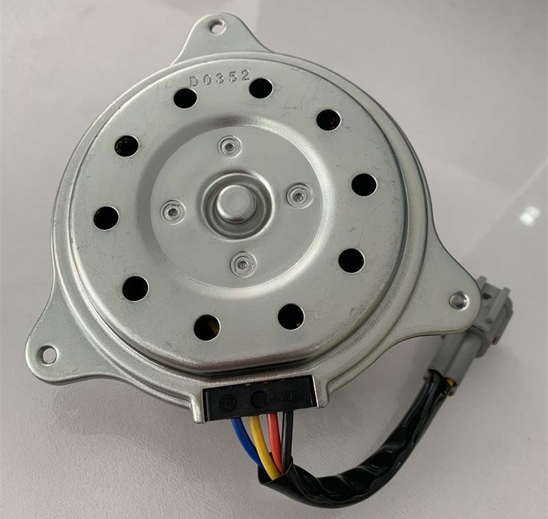 Nissan Versa Kühlerlüftermotor 21487-1HS0B
